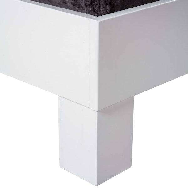 Massivholzbett Basic 01